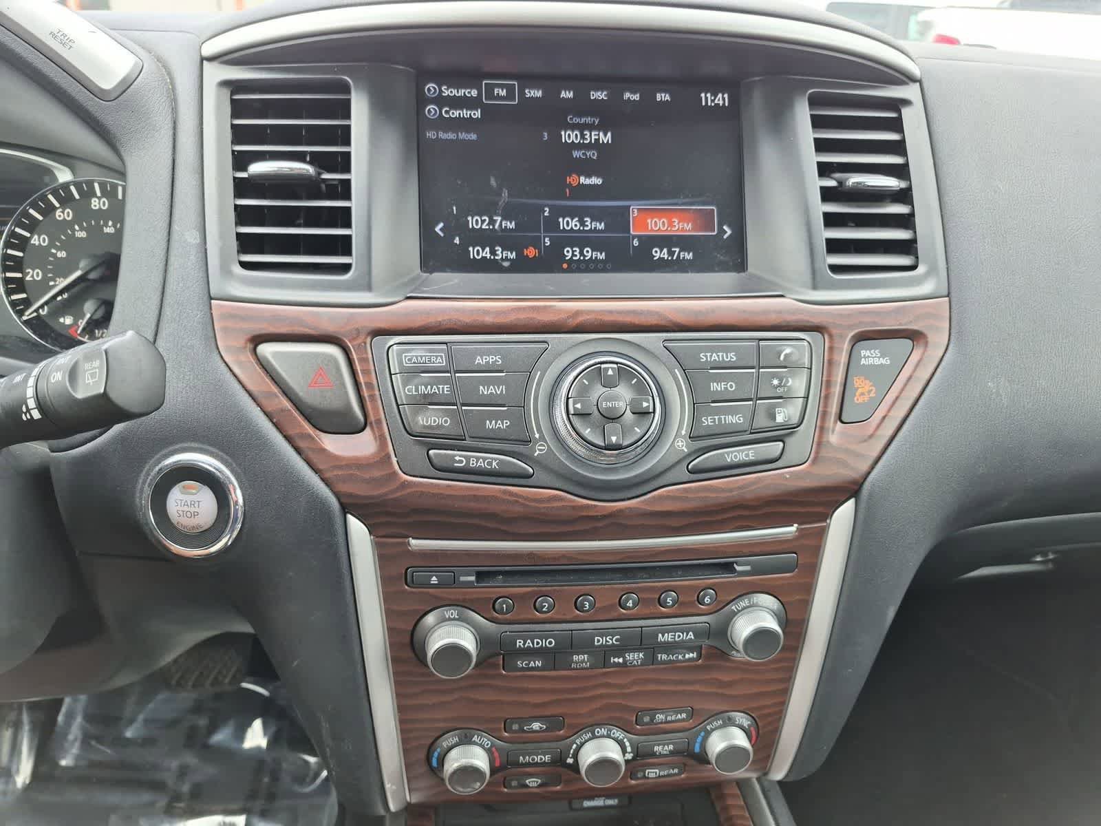 Used 2019 Nissan Pathfinder Platinum AWD/4WD image 28
