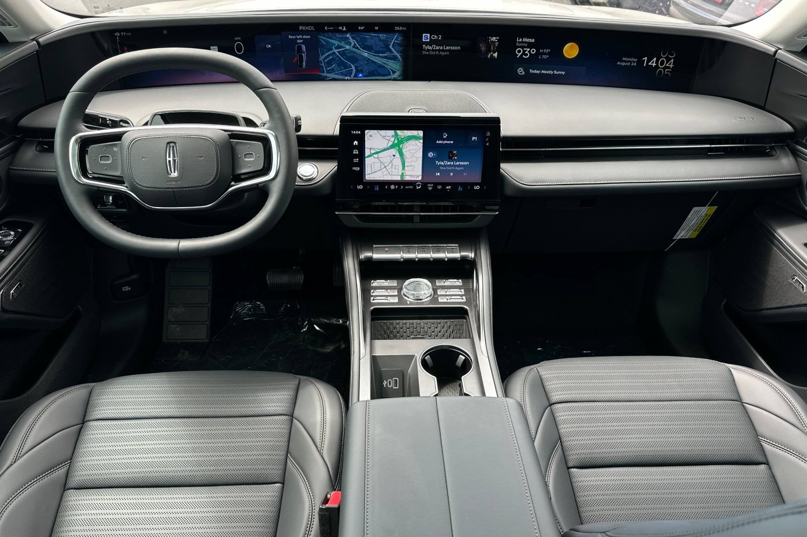 New 2026 Lincoln Nautilus Reserve w/ Jet Appearance Package AWD/4WD image 12