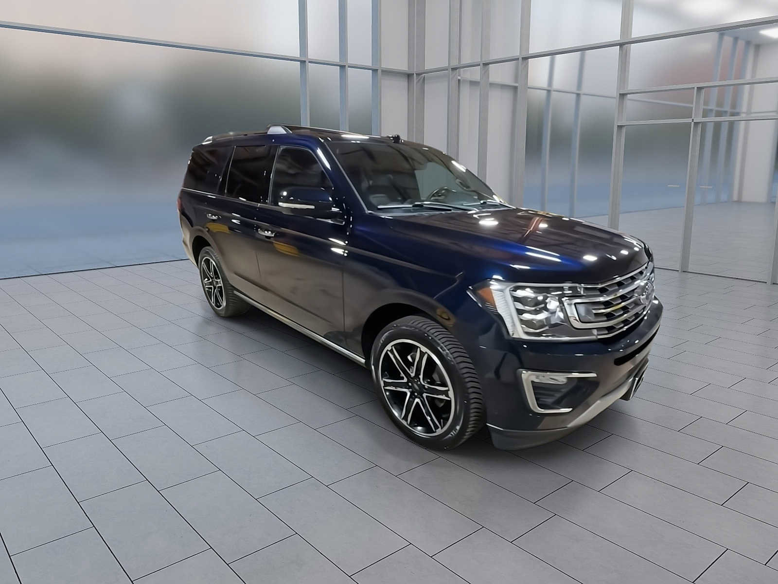 Used 2021 Ford Expedition Limited image 2