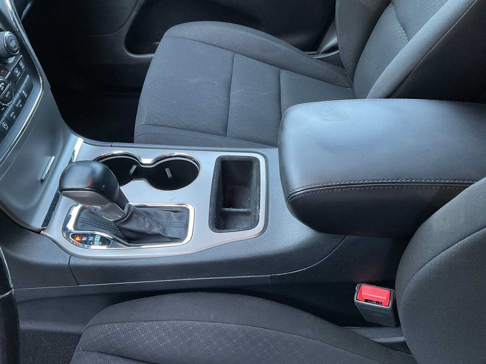 Used 2021 Jeep Grand Cherokee Laredo RWD image 19