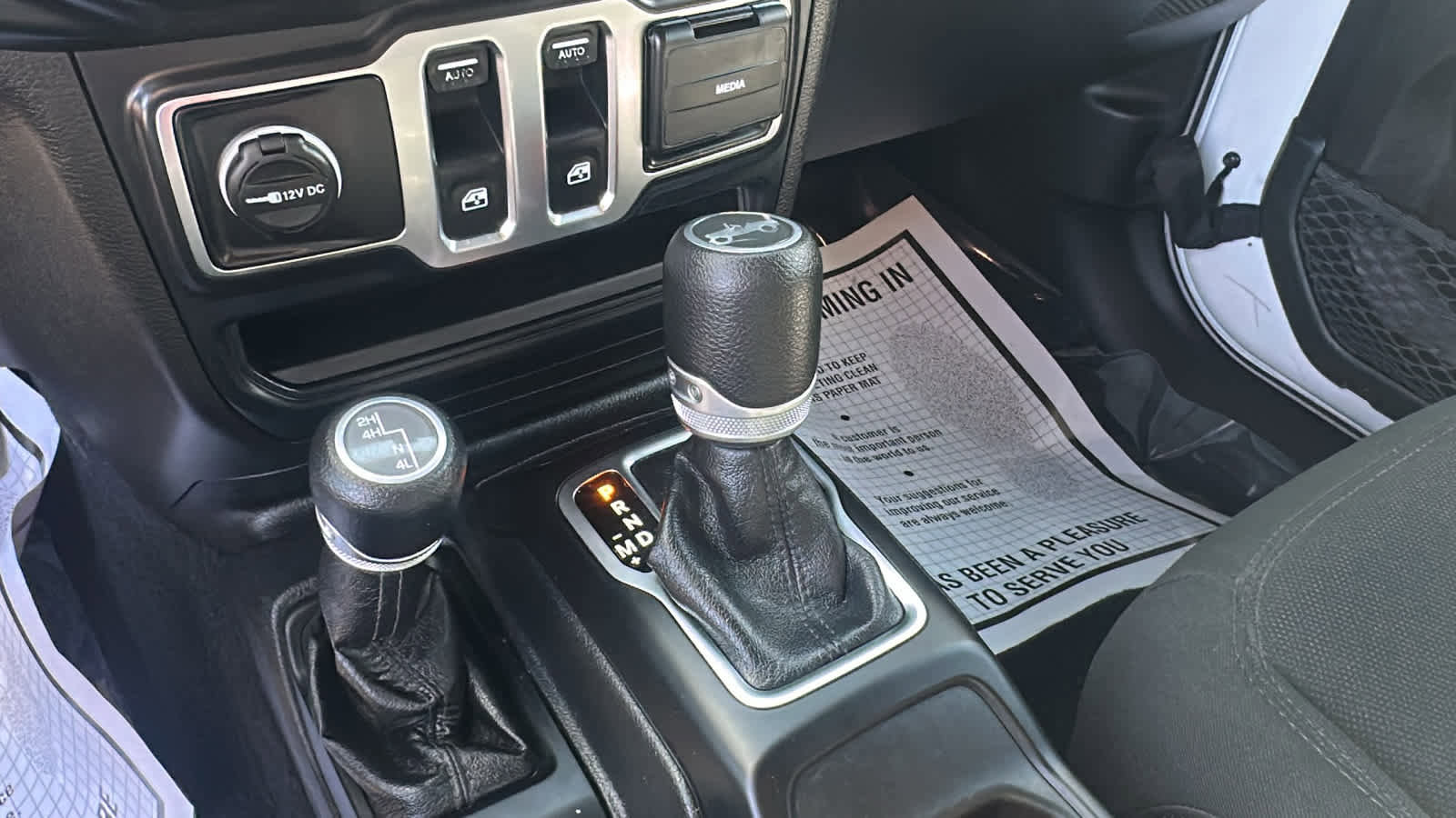 Used 2019 Jeep Wrangler Sport AWD/4WD image 19