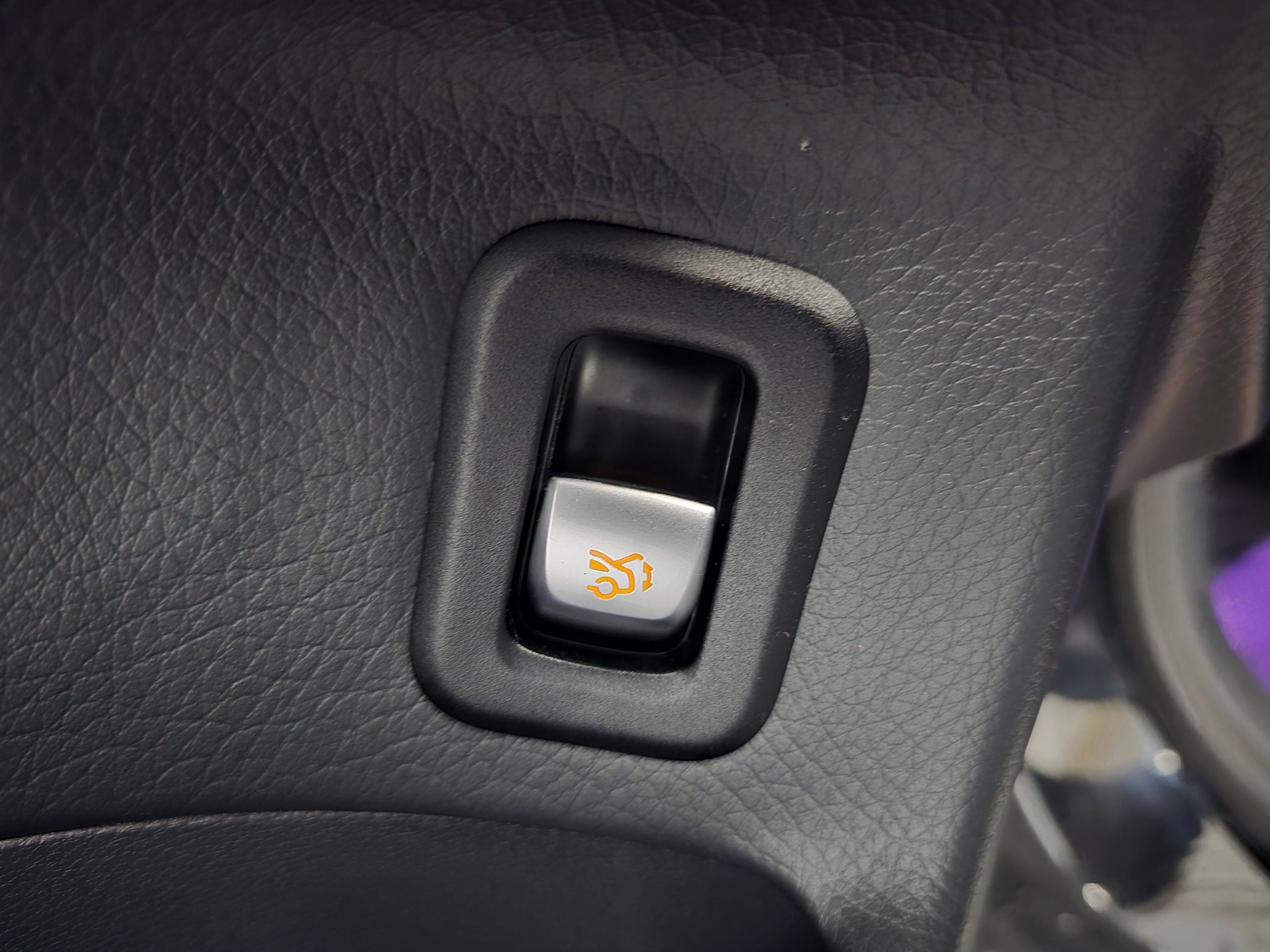 Used 2022 Mercedes-Benz GLC 300 4MATIC image 32