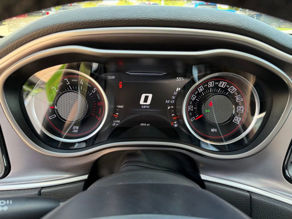 Used 2019 Dodge Challenger R/T Scat Pack w/ Plus Package RWD image 17