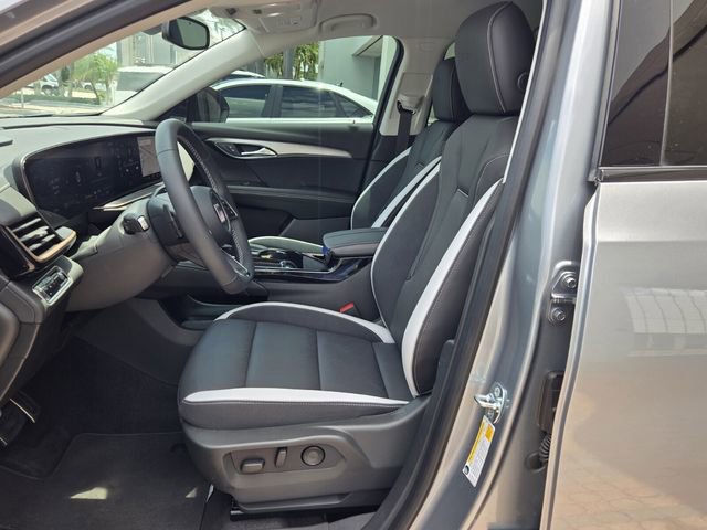 Used 2025 Buick Envision Sport Touring AWD/4WD image 13