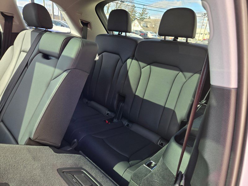 Used 2023 Audi Q7 3.0T Premium Plus image 11