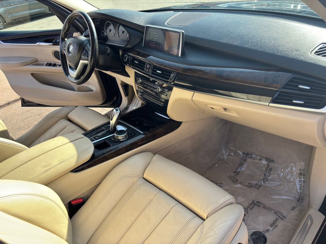 Used 2015 BMW X5 xDrive35d image 19