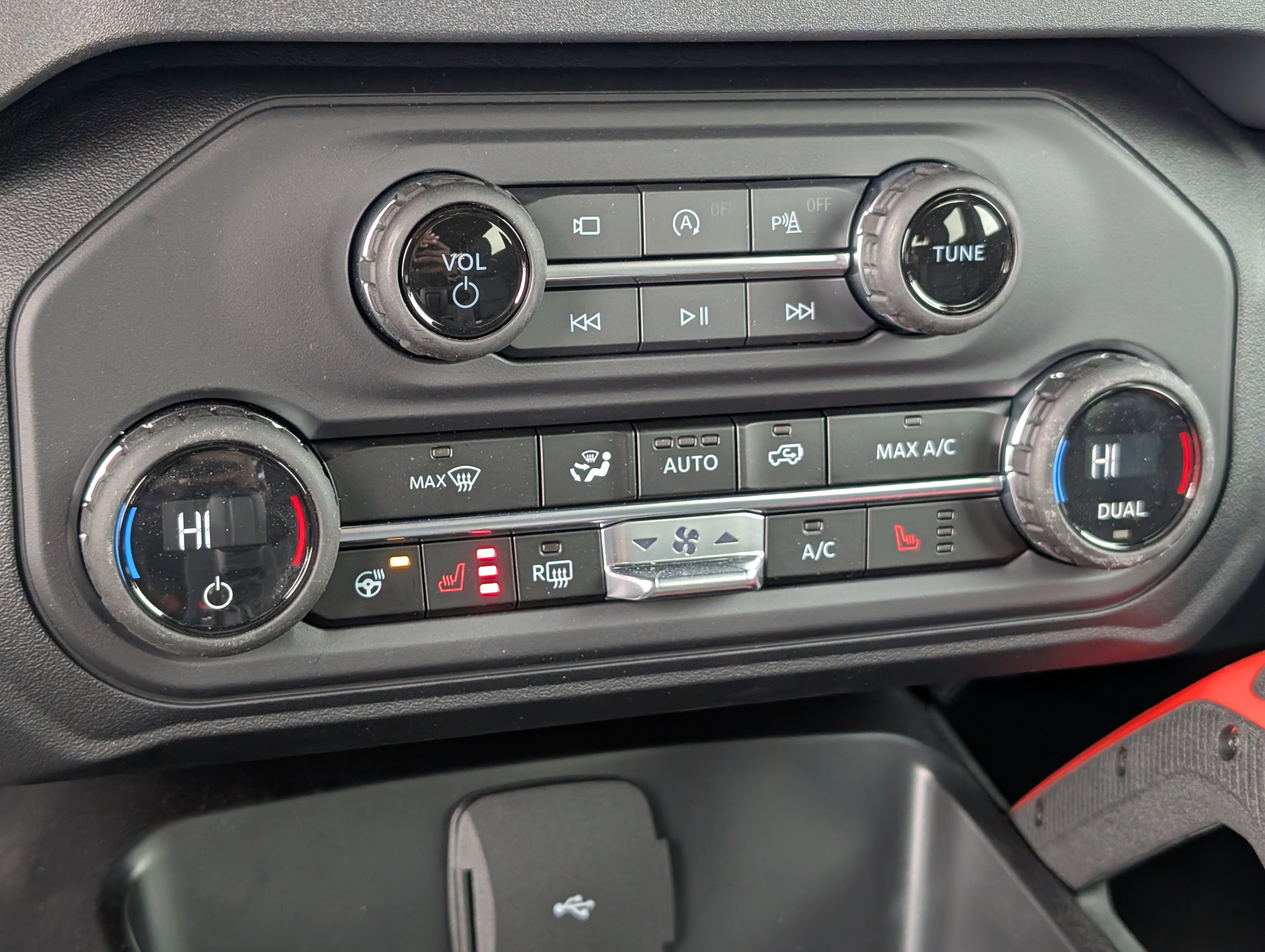 New 2025 Ford Bronco Stroppe Edition image 18