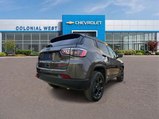 Used 2024 Jeep Compass Trailhawk AWD/4WD image 10