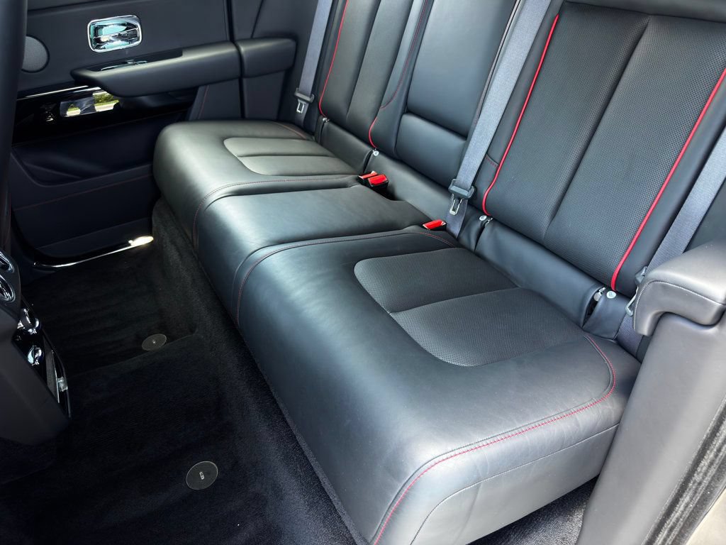 Used 2021 Rolls-Royce Cullinan AWD/4WD image 31