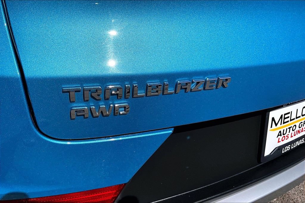 Used 2025 Chevrolet TrailBlazer LT AWD/4WD image 24