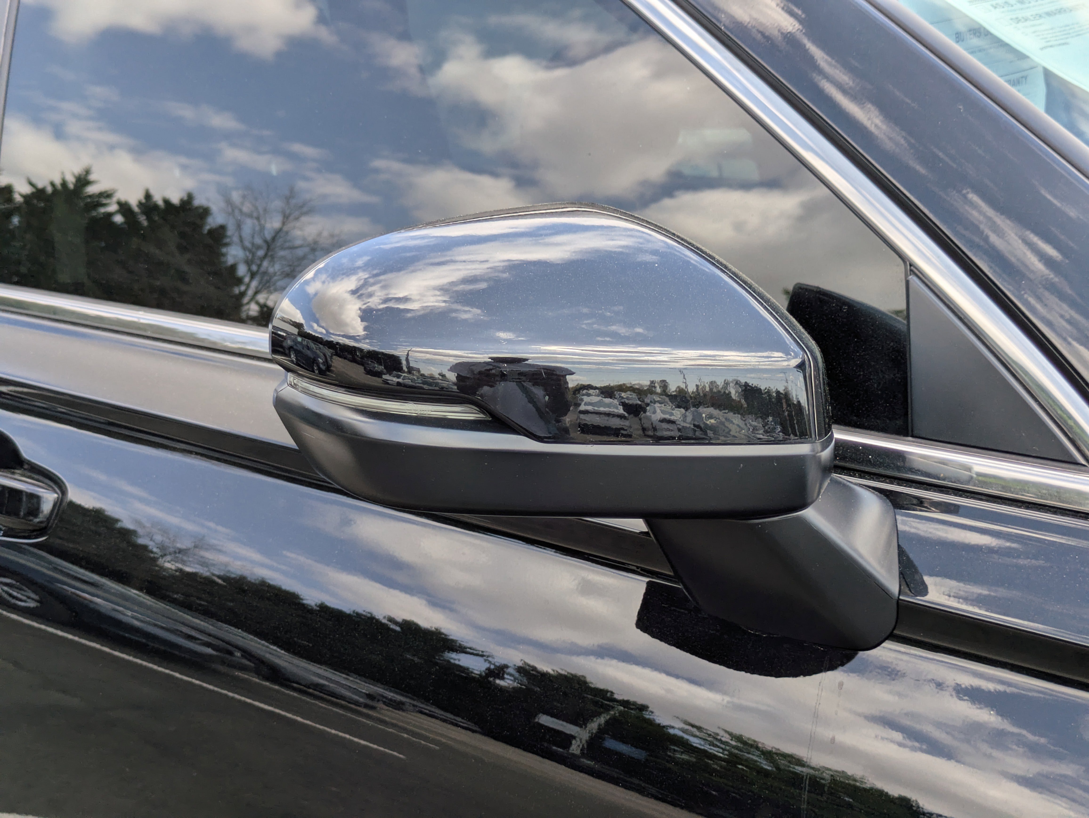 Used 2024 Honda CR-V EX-L image 17