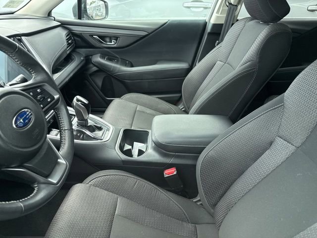 Used 2024 Subaru Outback Premium w/ Popular Package #1A AWD/4WD image 3