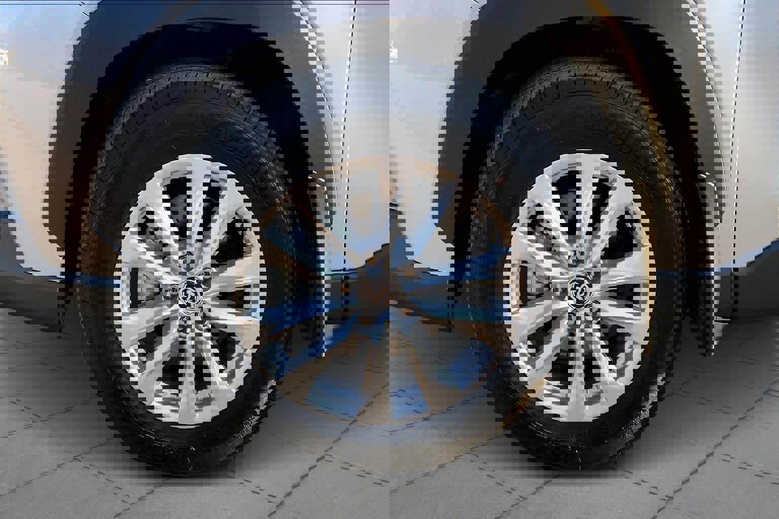 Used 2026 Toyota Corolla Cross LE image 10