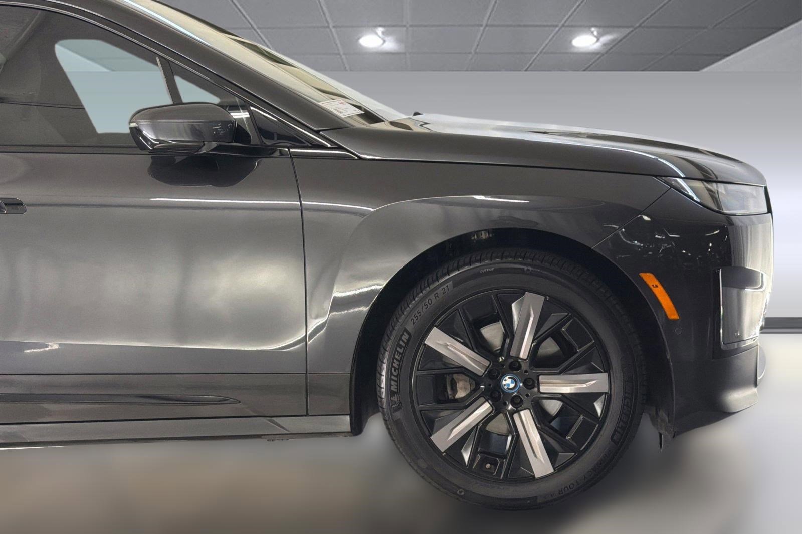 Certified 2023 BMW iX xDrive50 w/ Premium Package AWD/4WD image 35