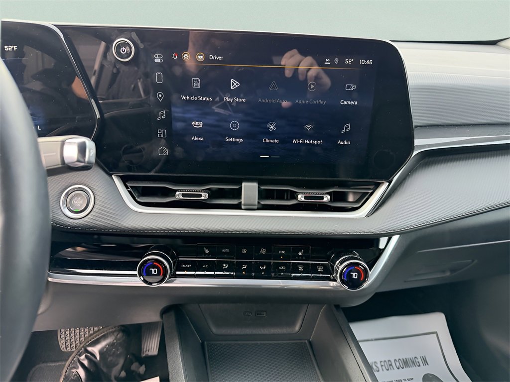 Used 2025 Chevrolet Equinox LT w/ Convenience Package II image 17