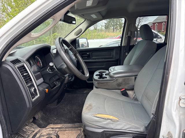 Used 2018 RAM 1500 ST w/ SXT Appearance Group image 7