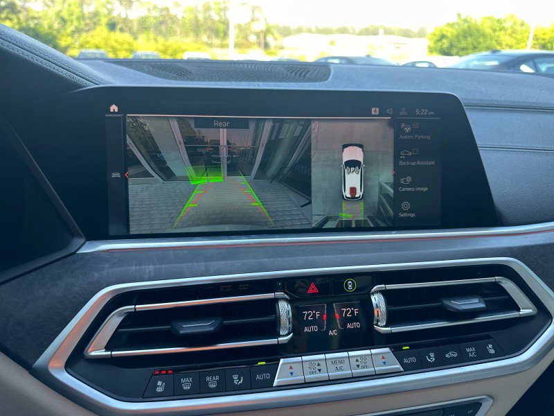 Used 2021 BMW X5 M50i image 41