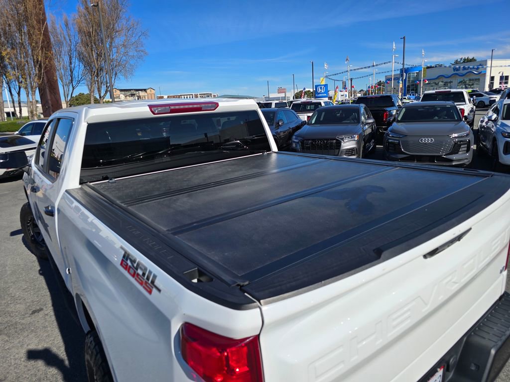 Used 2023 Chevrolet Silverado 1500 LT Trail Boss image 17