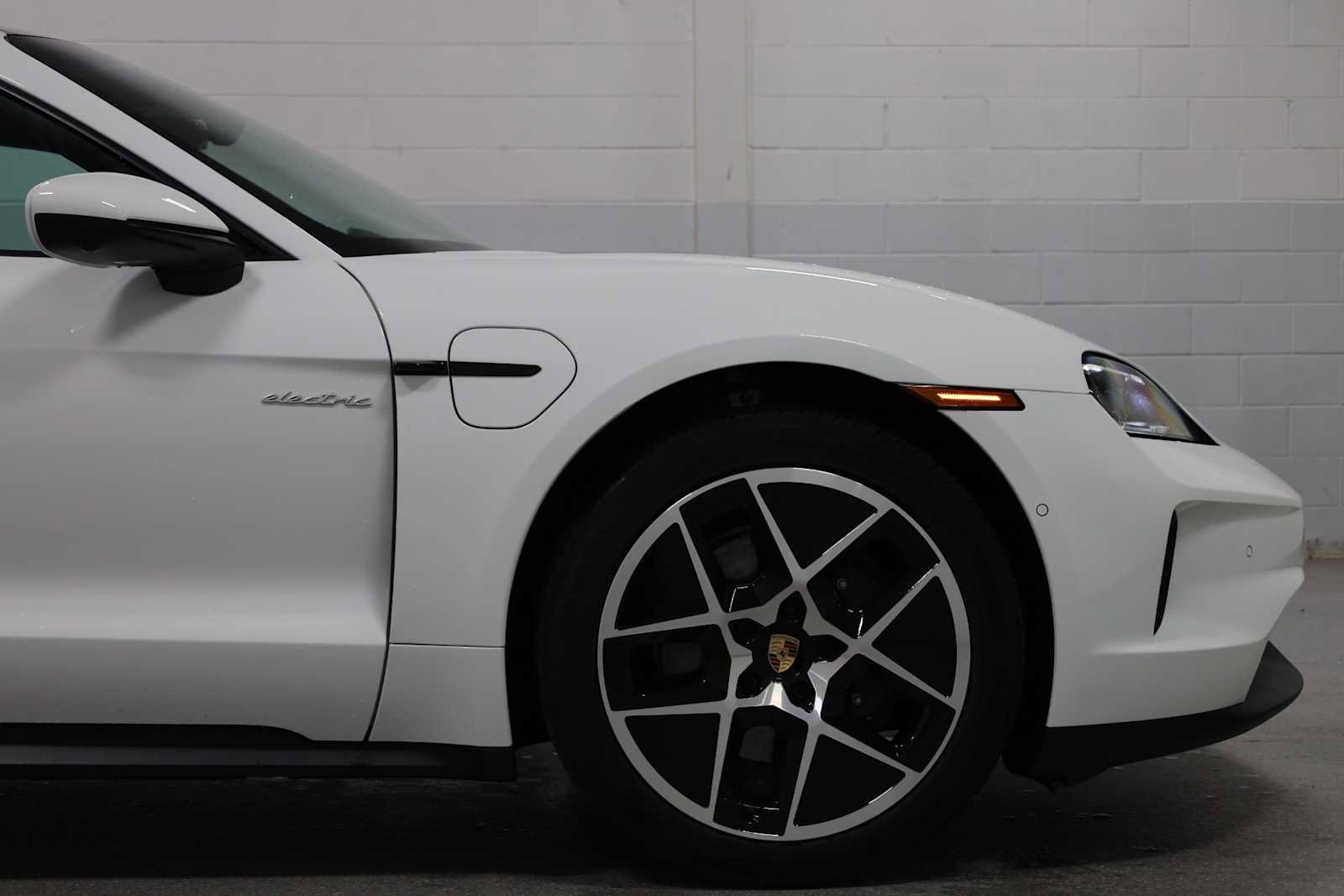 Certified 2025 Porsche Taycan image 12