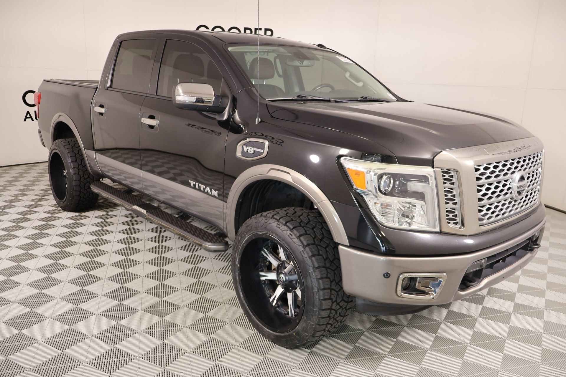 Used 2017 Nissan Titan Platinum Reserve AWD/4WD image 1