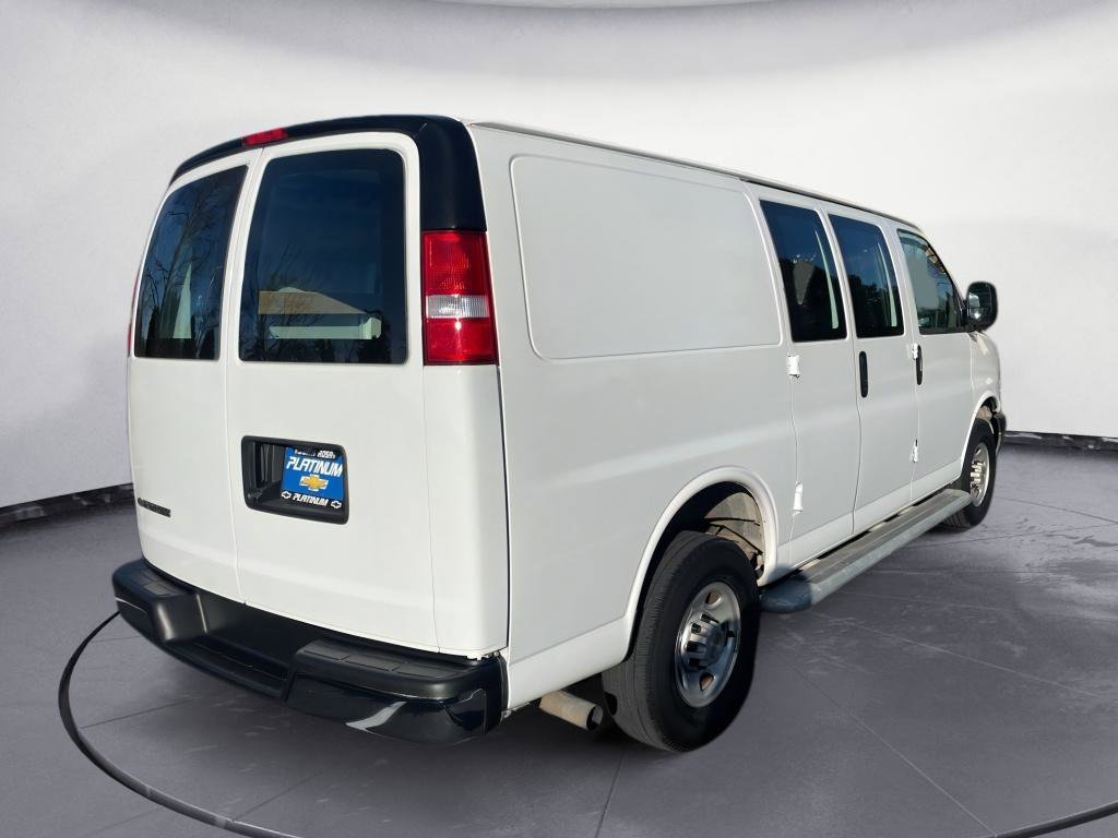 Used 2024 Chevrolet Express 2500 w/ Driver Convenience Package image 6
