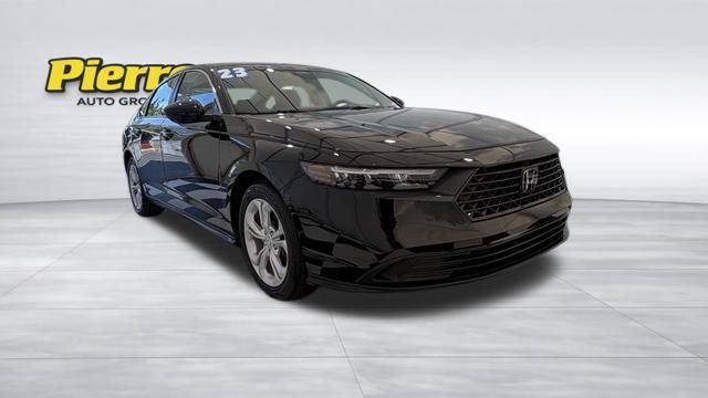 Used 2023 Honda Accord LX image 6
