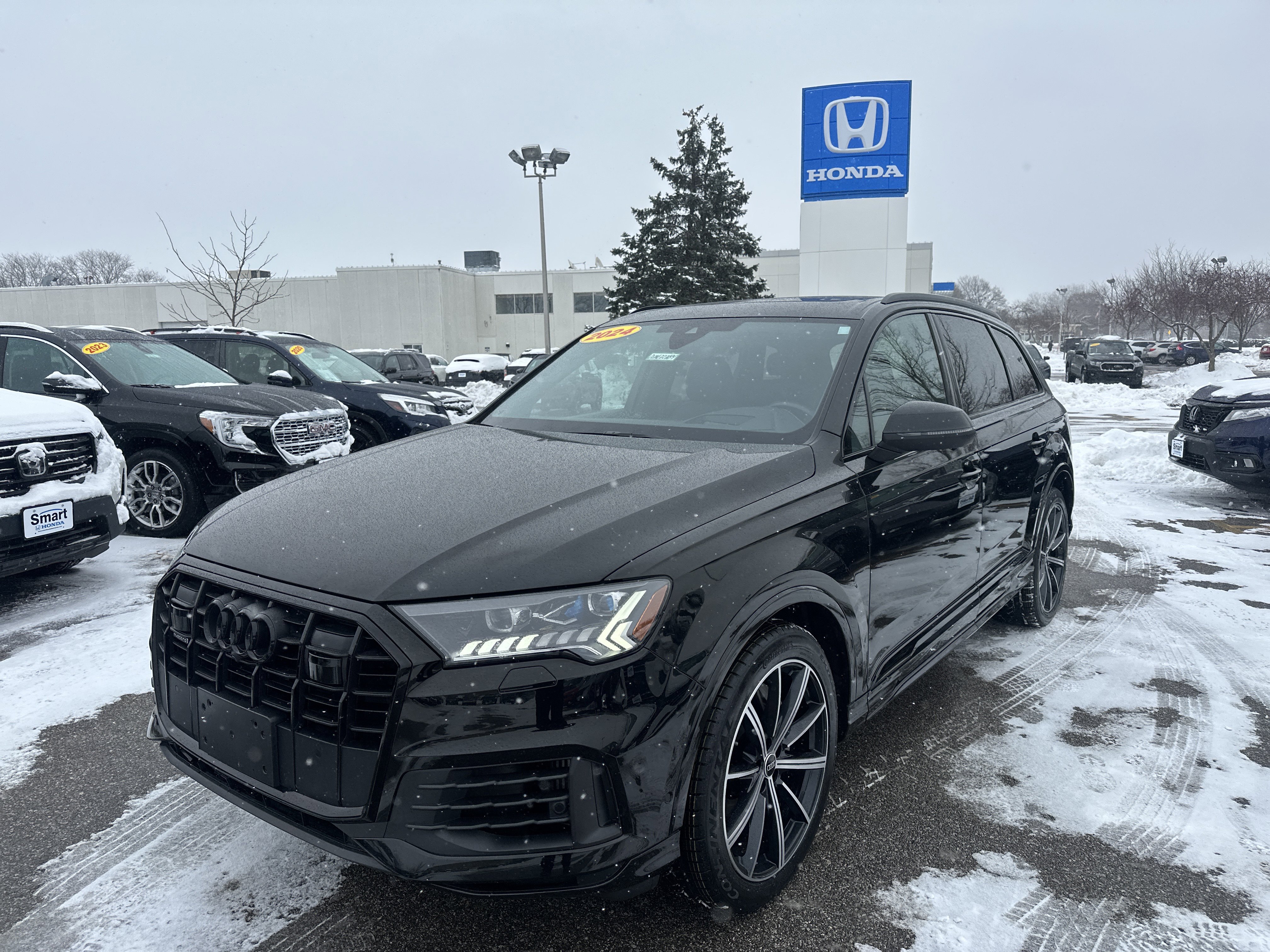 Used 2024 Audi Q7 3.0T Prestige w/ Prestige Package