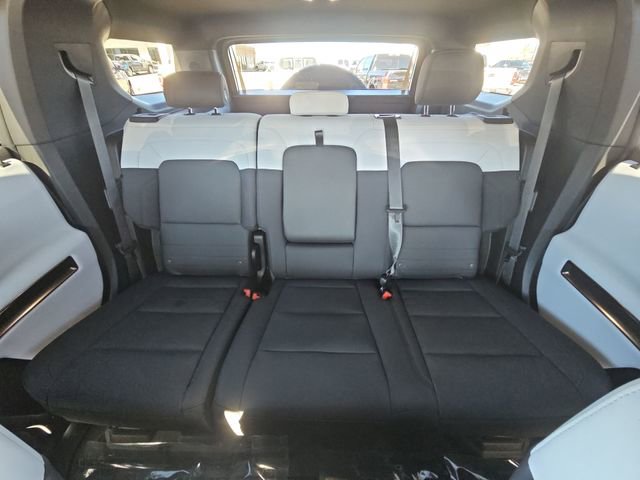 New 2024 GMC Hummer EV 2X AWD/4WD image 23