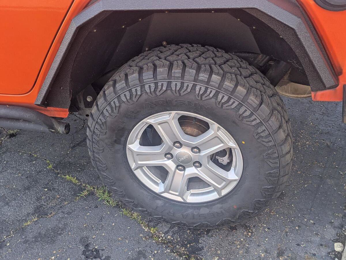 Used 2019 Jeep Wrangler Unlimited Sport S AWD/4WD image 35