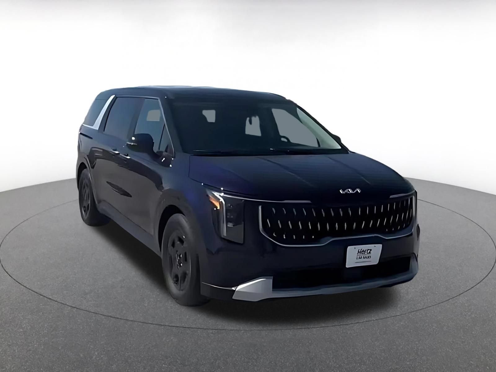 Used 2026 Kia Carnival FWD image 2