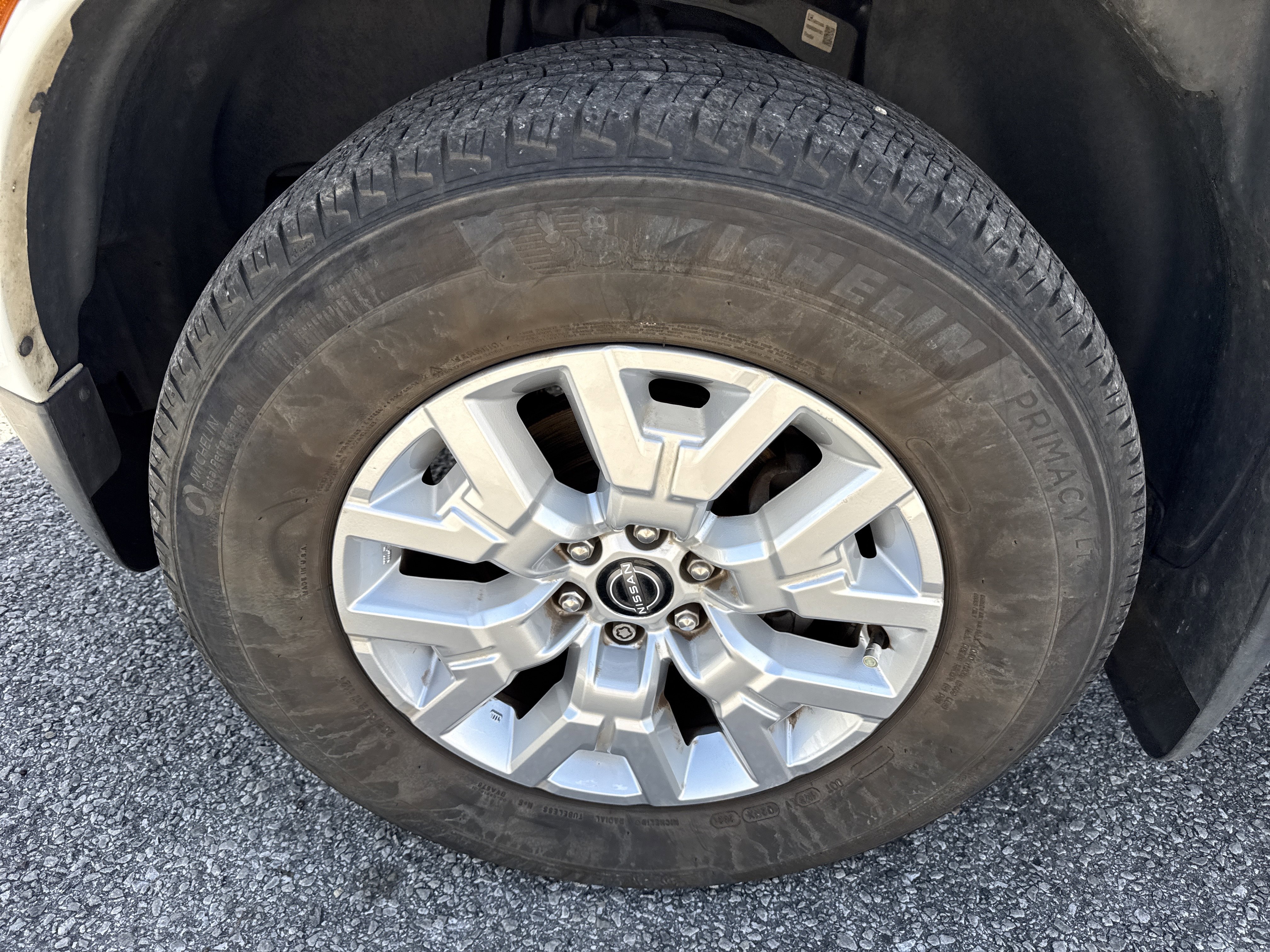 Used 2022 Nissan Frontier SV image 37