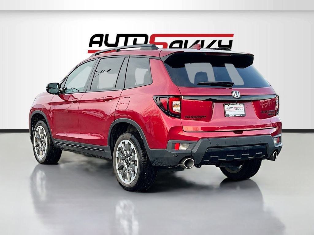 Used 2025 Honda Passport Black Edition image 5