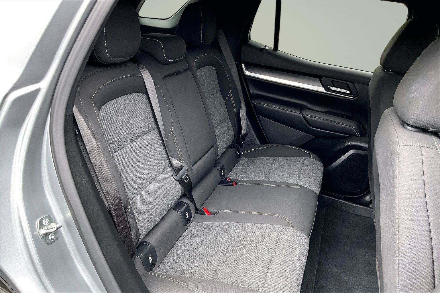 Used 2025 GMC Terrain Elevation AWD/4WD image 28