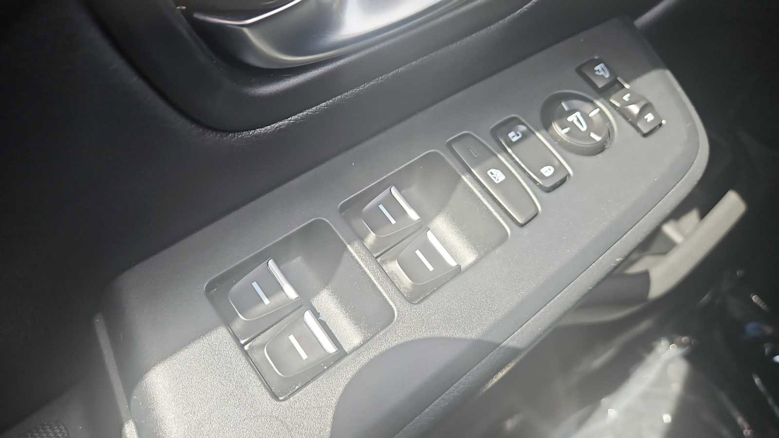 Used 2023 Honda Pilot TrailSport image 15