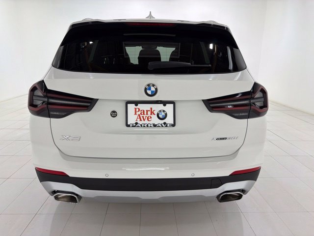 Used 2022 BMW X3 xDrive30i w/ Premium Package 2 AWD/4WD image 4