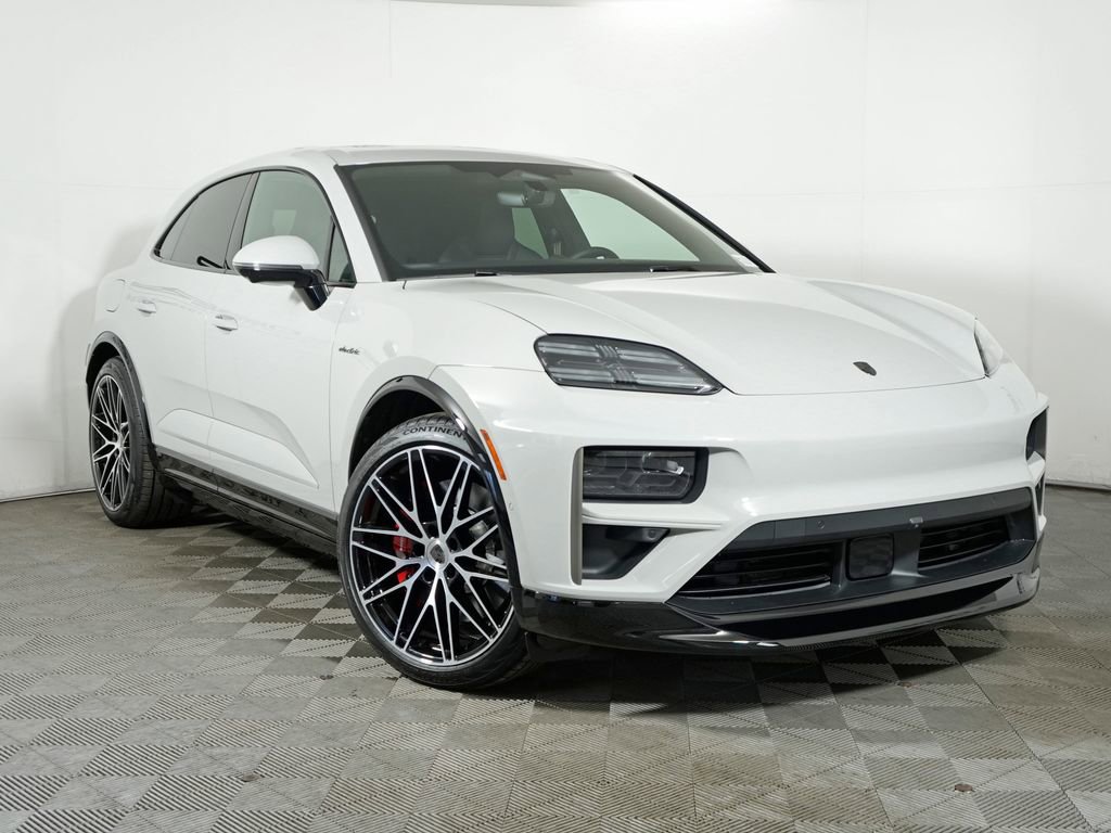 New 2026 Porsche Macan Turbo Electric image 9