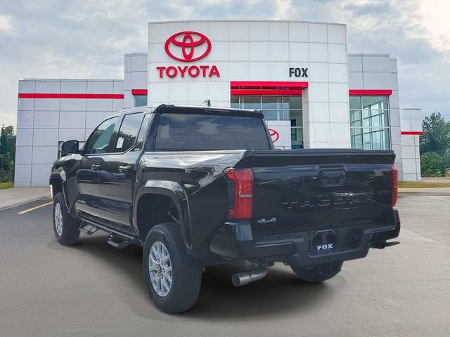 New 2026 Toyota Tacoma SR5 AWD/4WD image 3