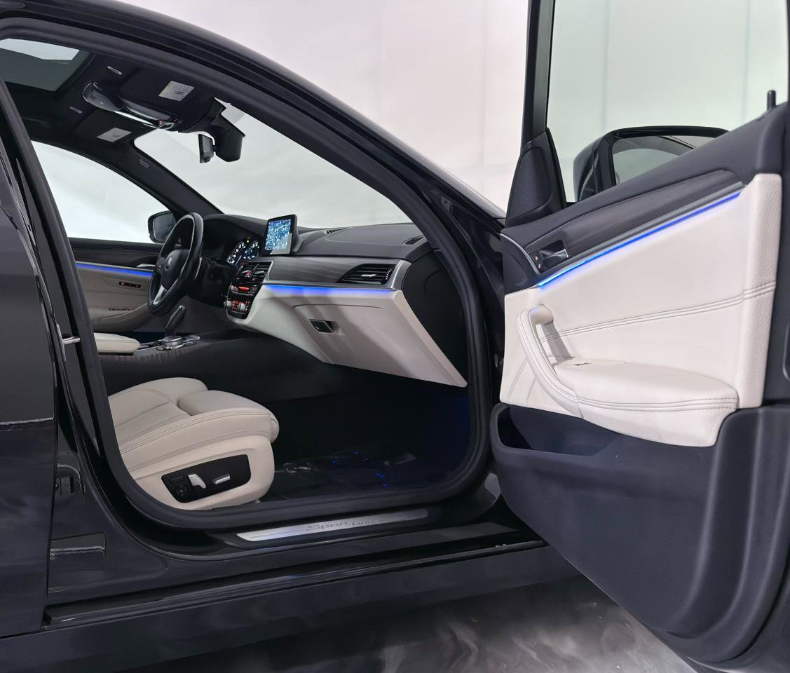 Used 2017 BMW 540i xDrive AWD/4WD image 23