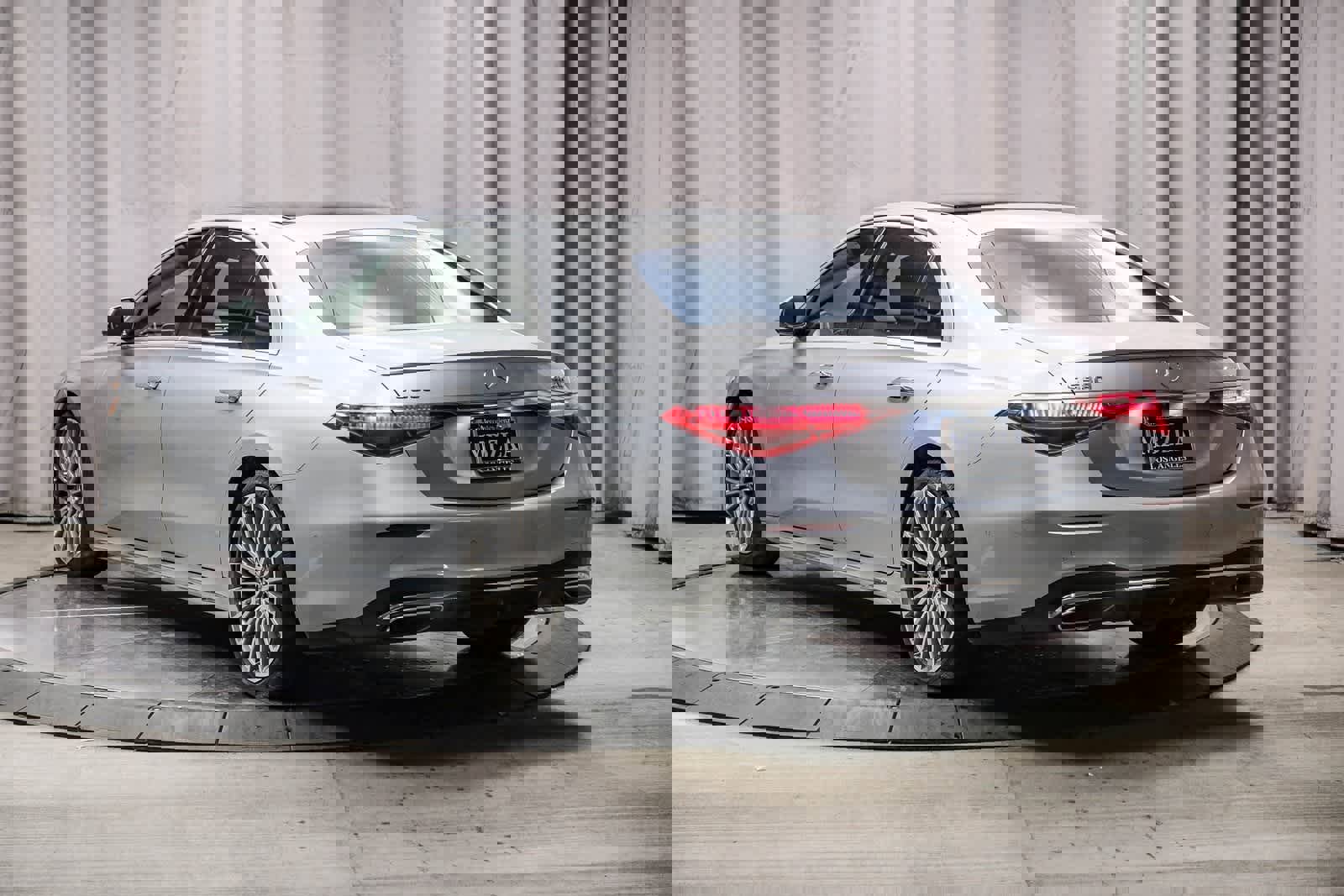 Certified 2022 Mercedes-Benz S 580 4MATIC Sedan image 2