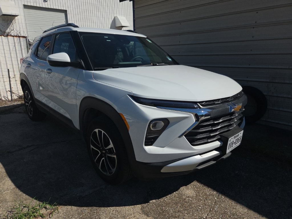 Used 2026 Chevrolet TrailBlazer LT AWD/4WD image 6