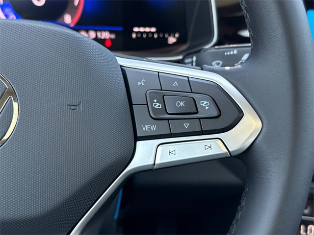 New 2025 Volkswagen Jetta SE image 32