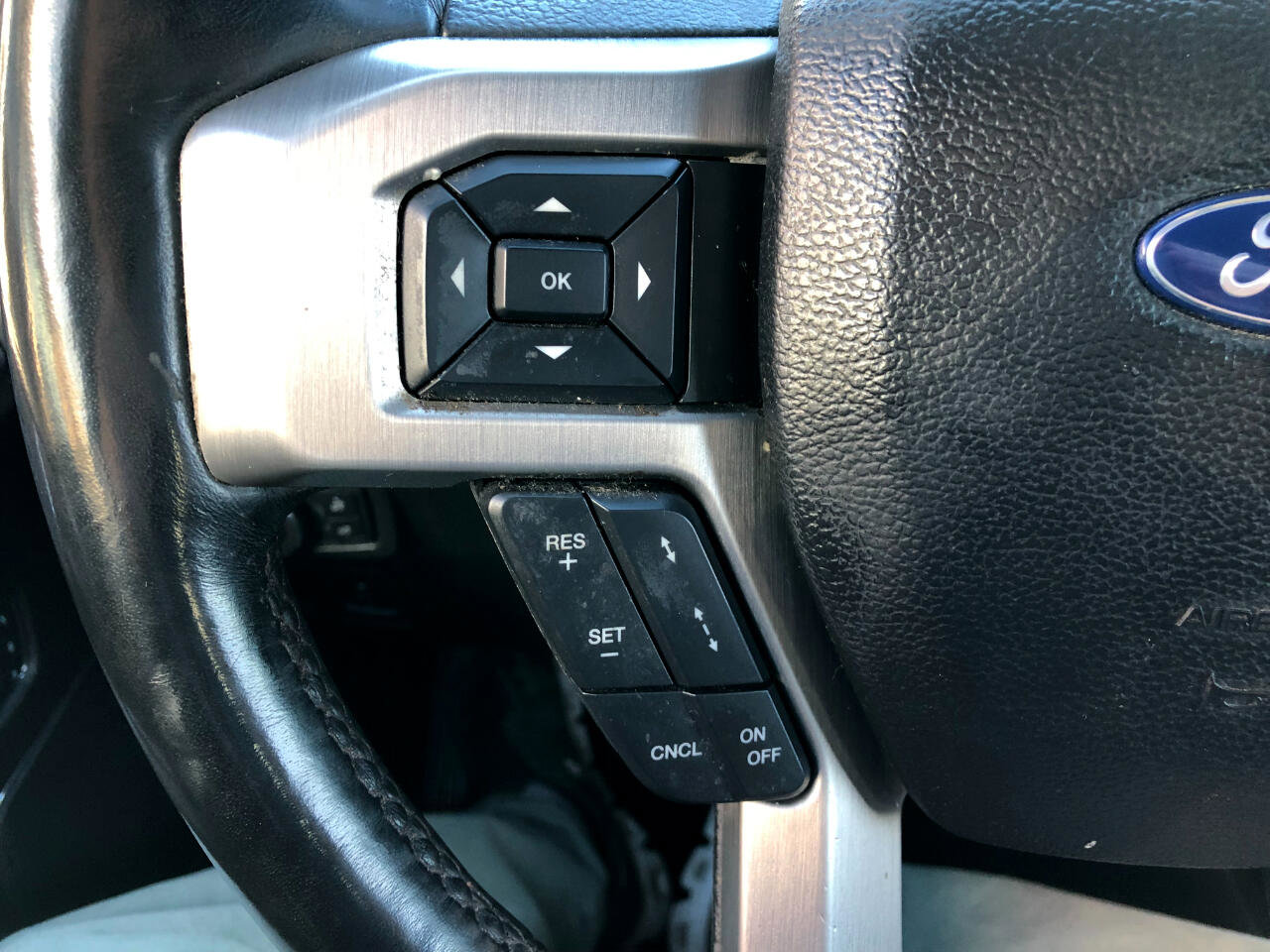 Used 2019 Ford F150 Platinum w/ Equipment Group 701A Luxury image 44