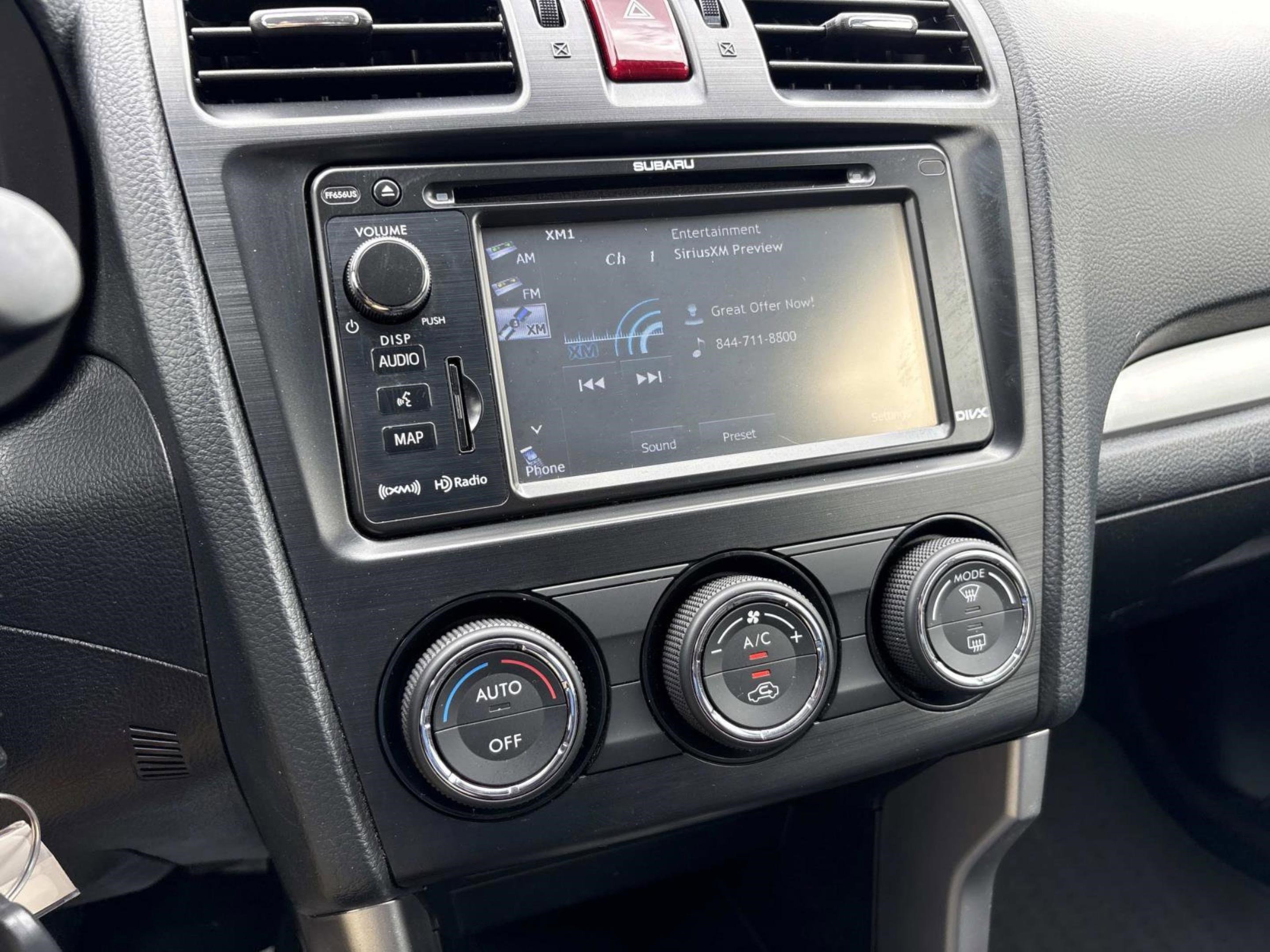 Used 2015 Subaru Forester 2.5i Limited AWD/4WD image 30