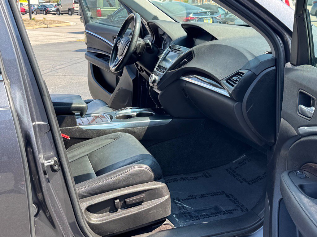 Used 2018 Acura MDX SH-AWD image 19