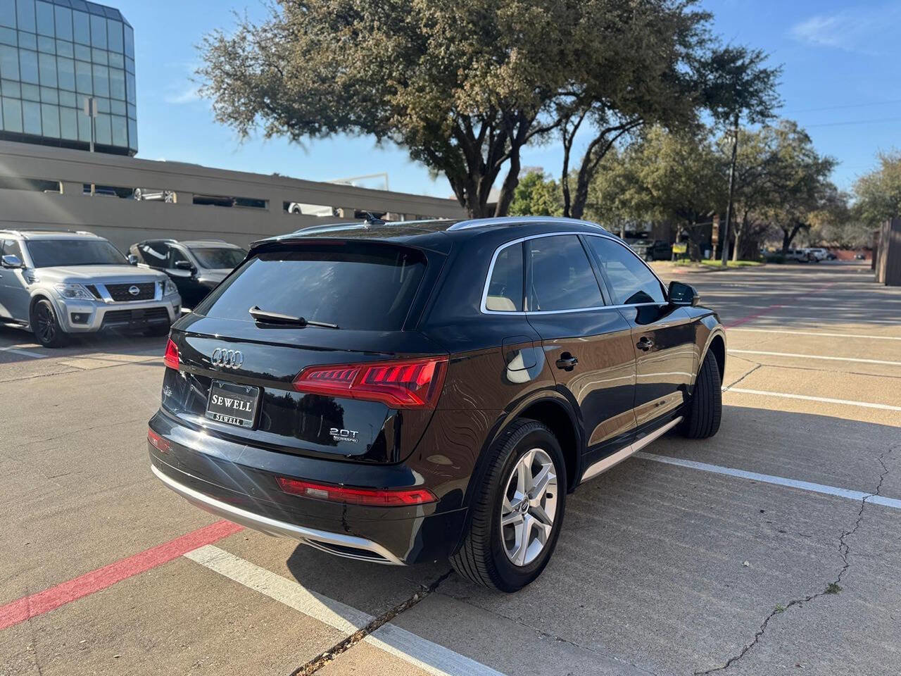 Used 2018 Audi Q5 2.0T Premium Plus w/ Premium Plus Package image 6