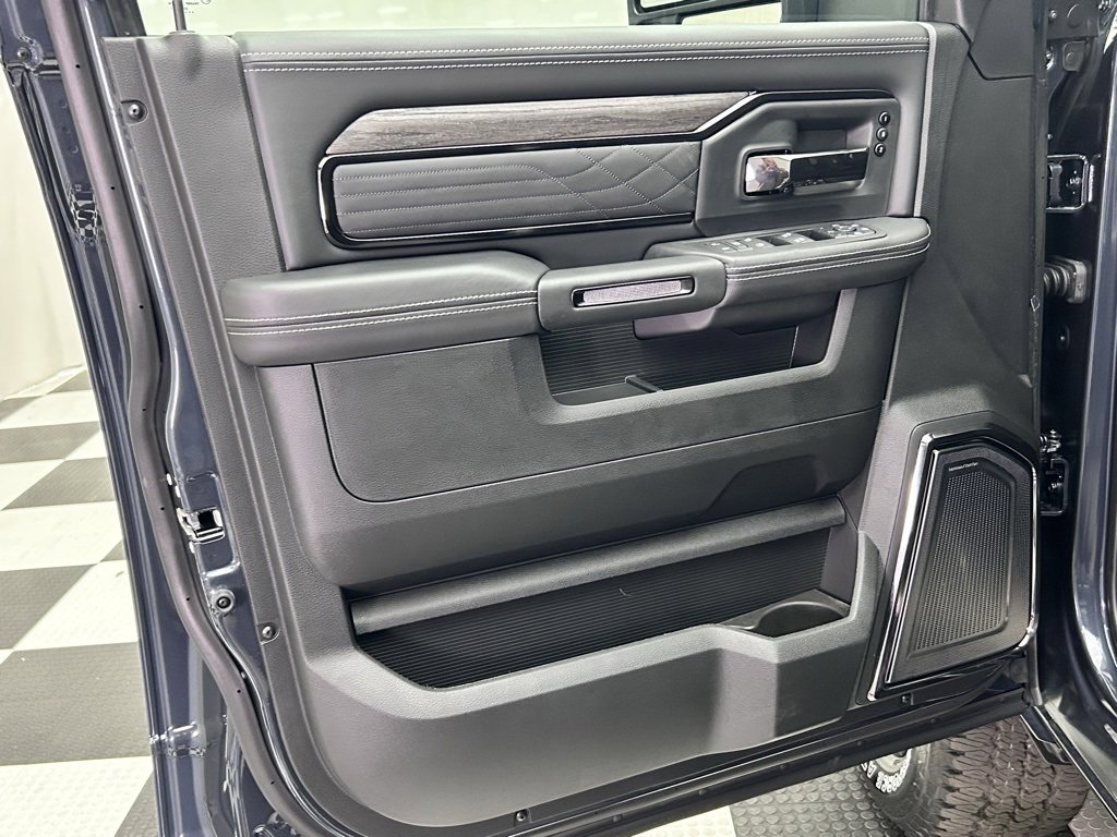 New 2026 RAM 2500 Limited image 12