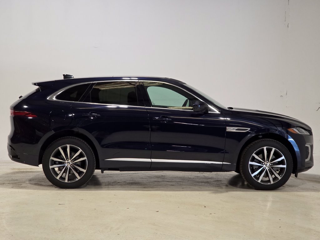 Certified 2025 Jaguar F-PACE R-Dynamic S AWD/4WD image 4