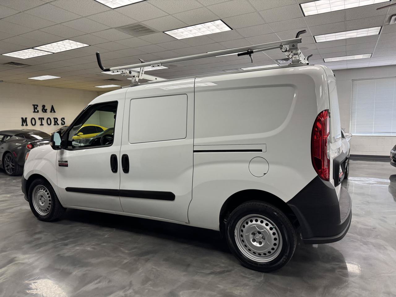 Used 2018 RAM ProMaster City Tradesman FWD image 8