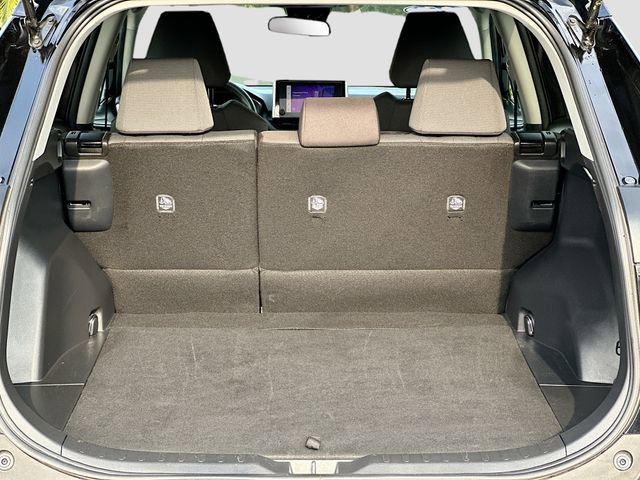 Used 2025 Toyota RAV4 XLE AWD/4WD image 24