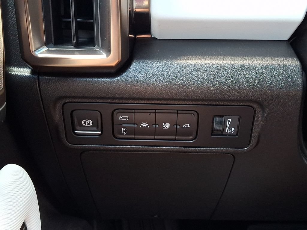 Used 2025 GMC Hummer EV 3X AWD/4WD image 24